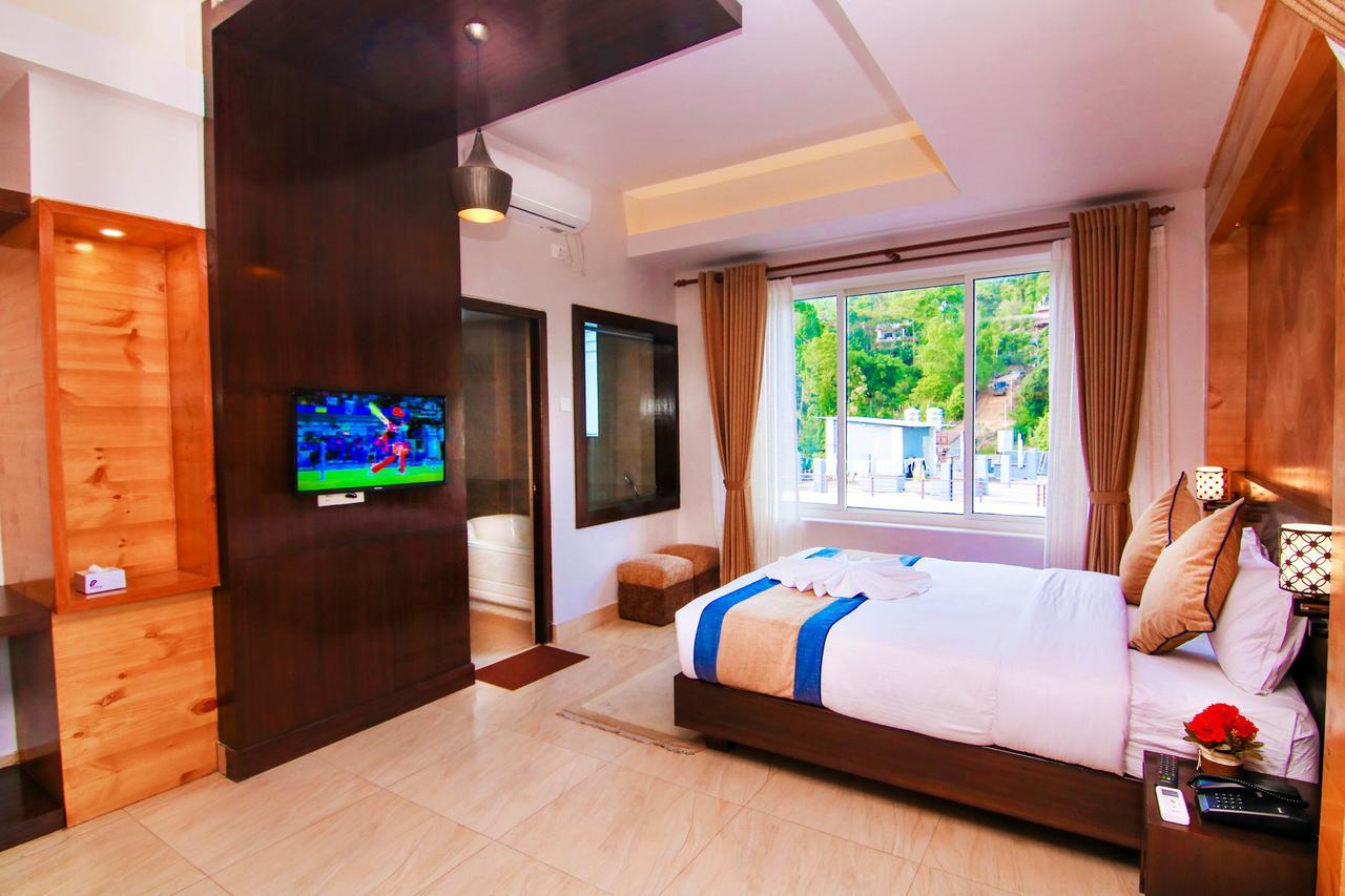 Hotel Lake Paradise Pokhara Zewnętrze zdjęcie