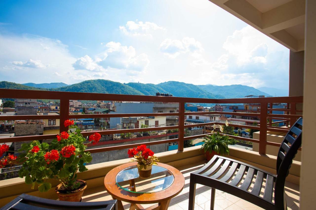 Hotel Lake Paradise Pokhara Zewnętrze zdjęcie