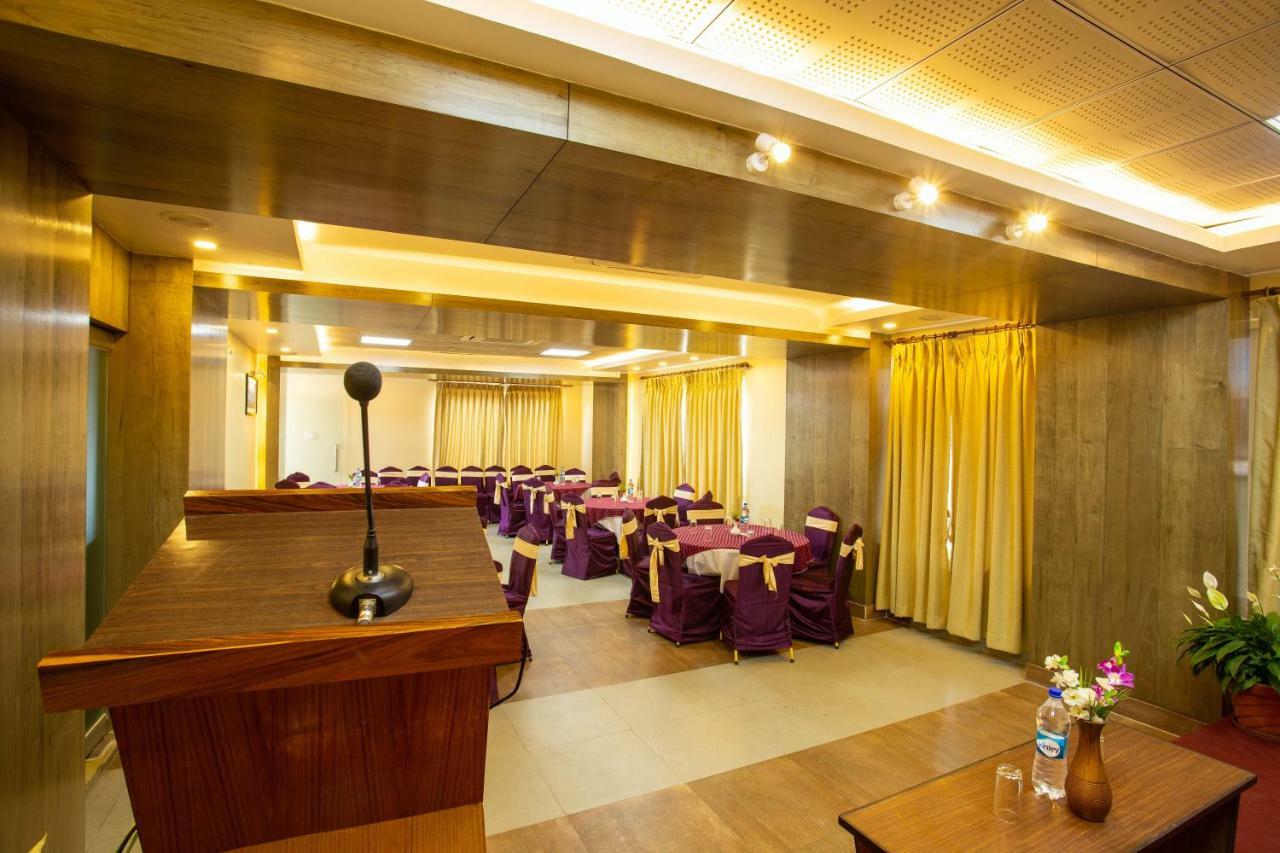 Hotel Lake Paradise Pokhara Zewnętrze zdjęcie