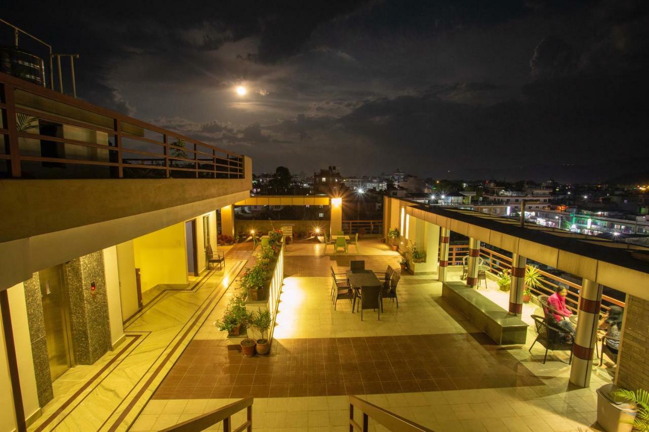 Hotel Lake Paradise Pokhara Zewnętrze zdjęcie