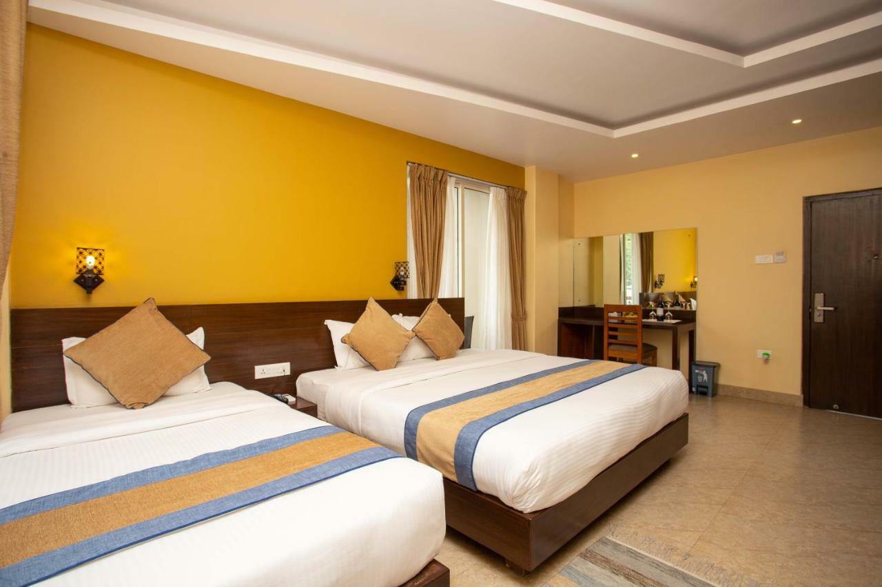Hotel Lake Paradise Pokhara Zewnętrze zdjęcie