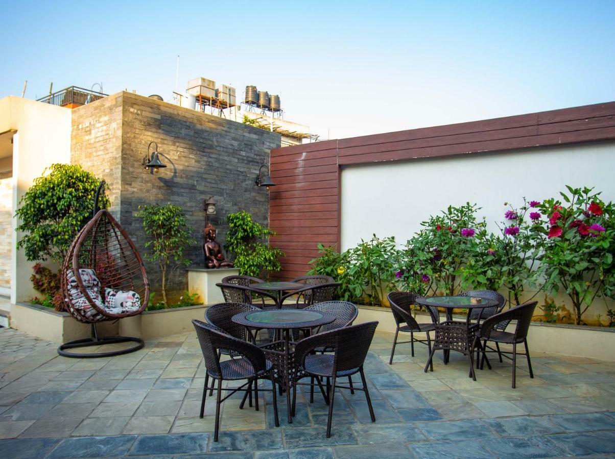 Hotel Lake Paradise Pokhara Zewnętrze zdjęcie
