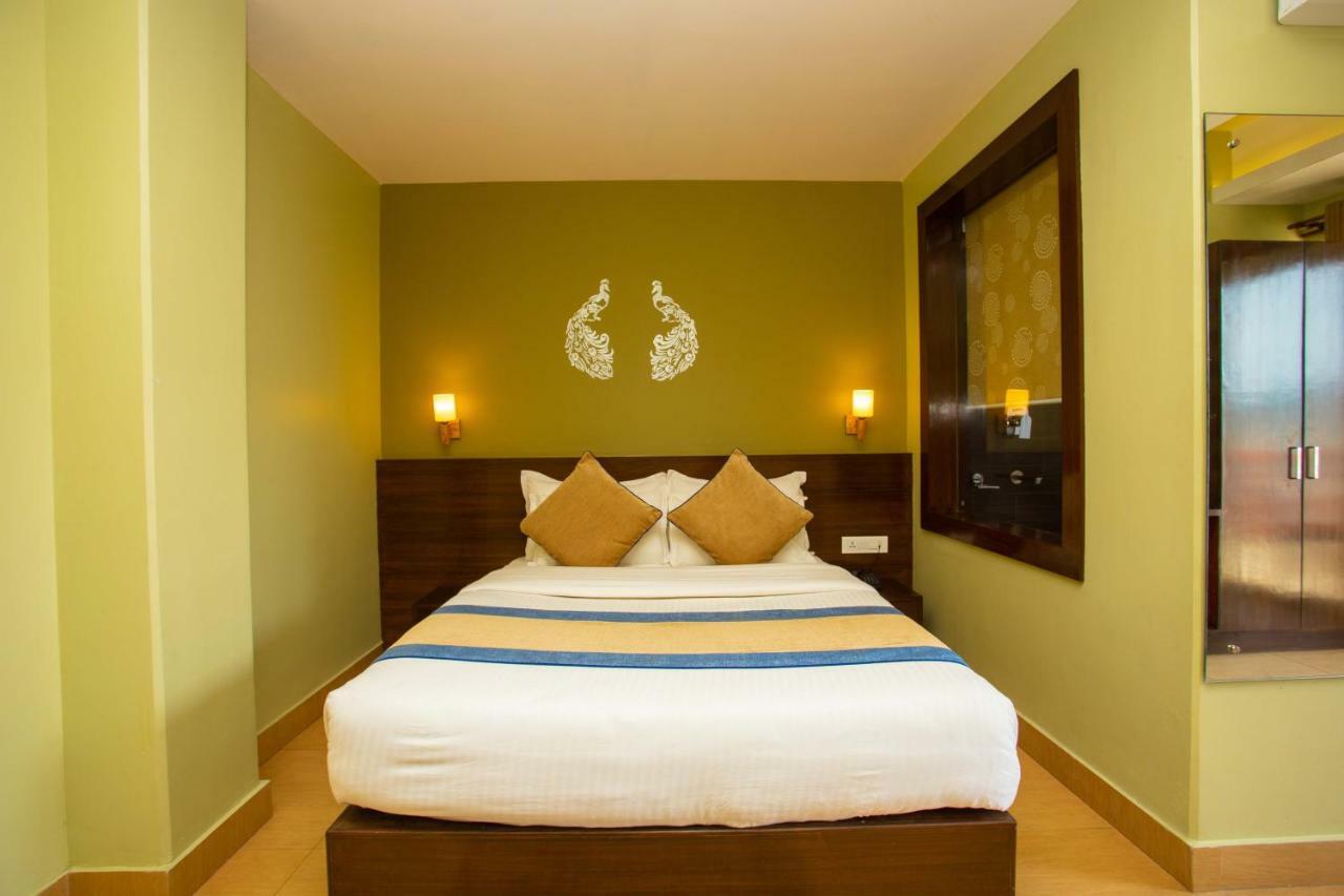 Hotel Lake Paradise Pokhara Zewnętrze zdjęcie