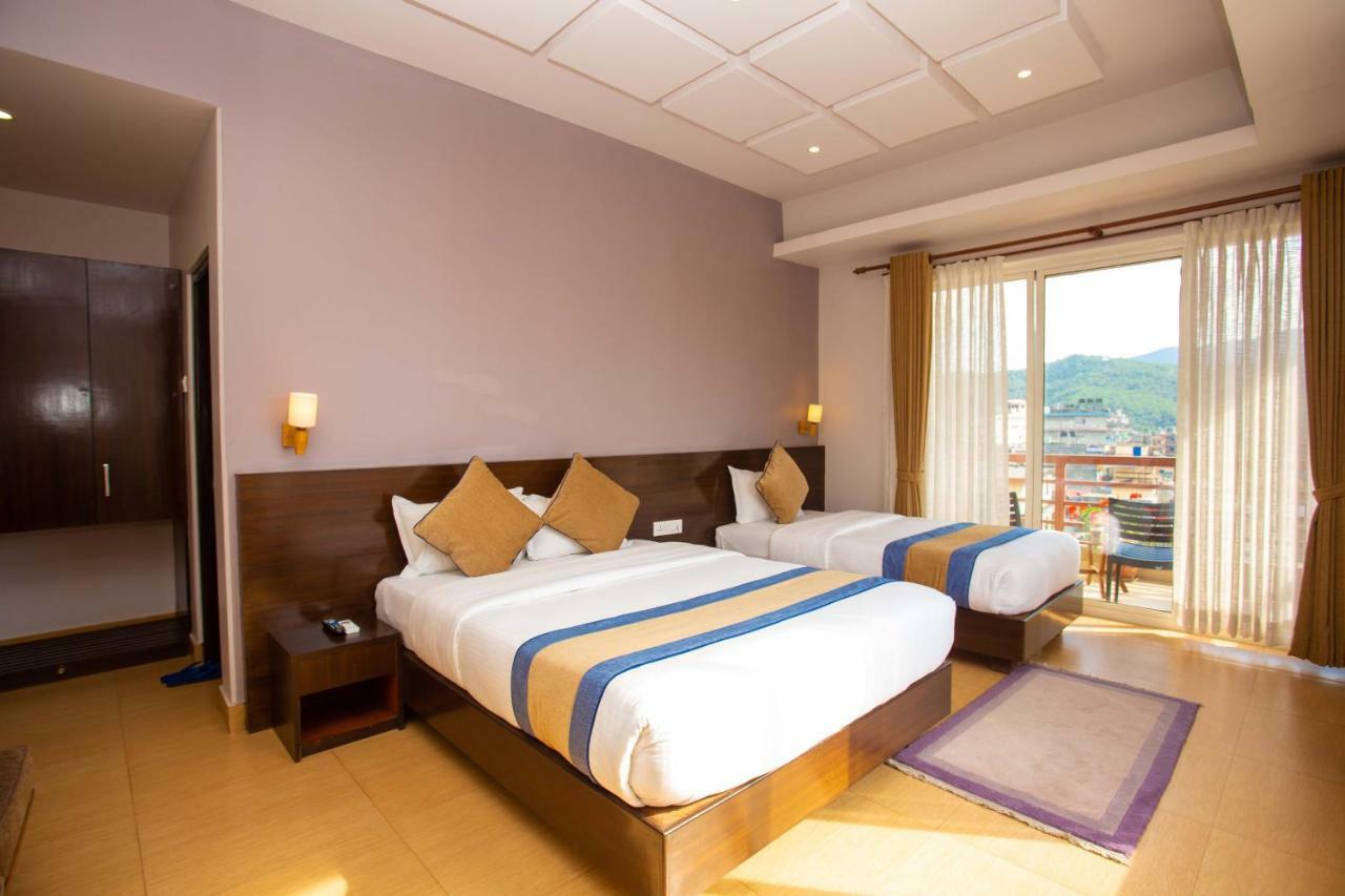 Hotel Lake Paradise Pokhara Zewnętrze zdjęcie