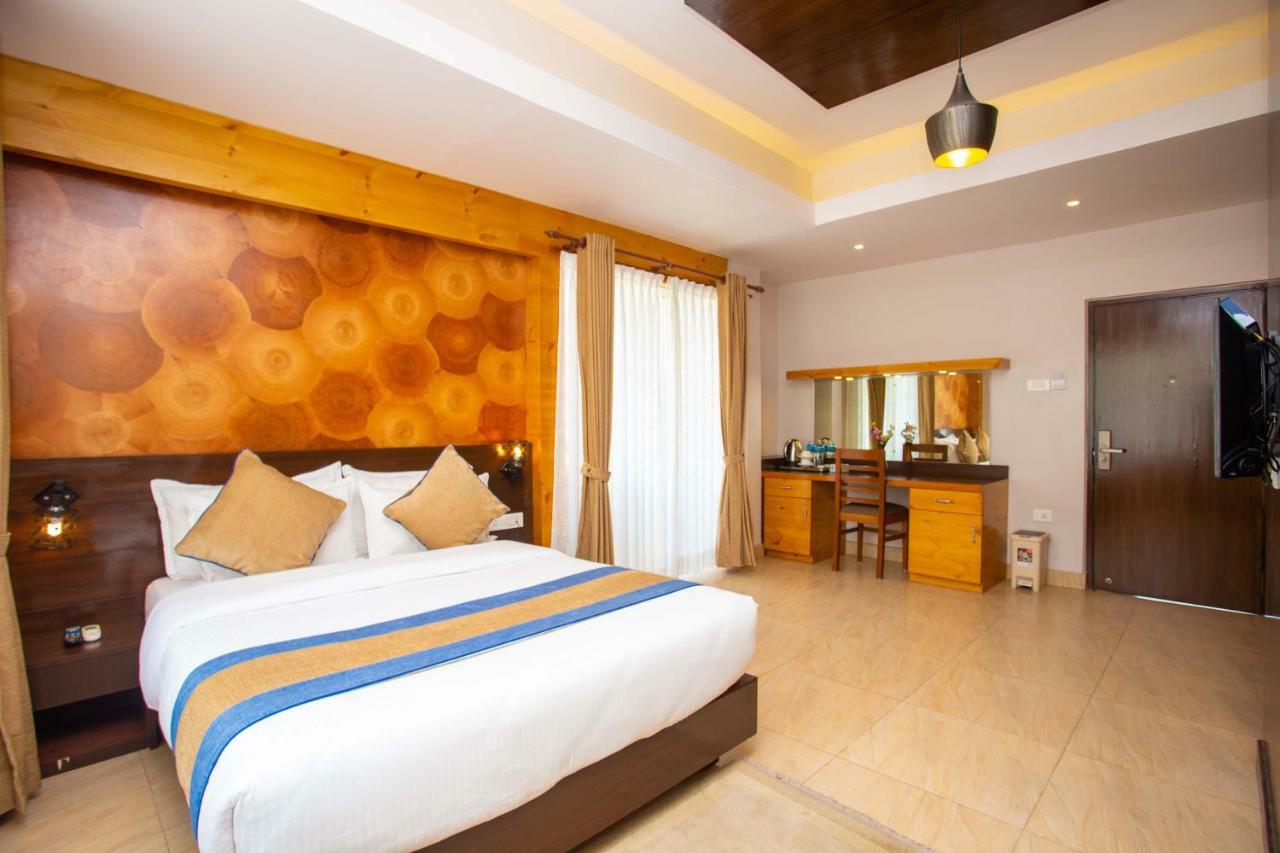 Hotel Lake Paradise Pokhara Zewnętrze zdjęcie