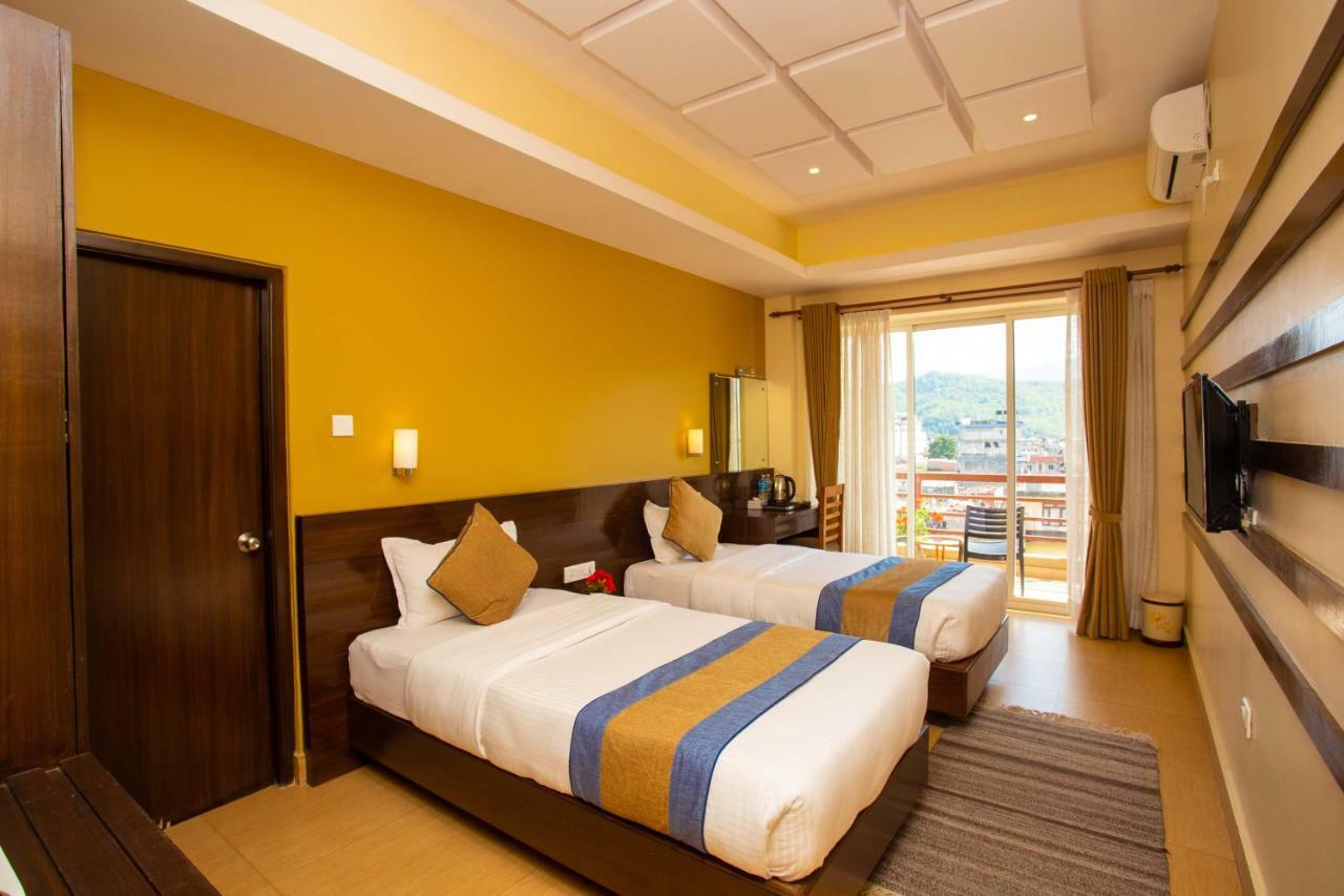 Hotel Lake Paradise Pokhara Zewnętrze zdjęcie